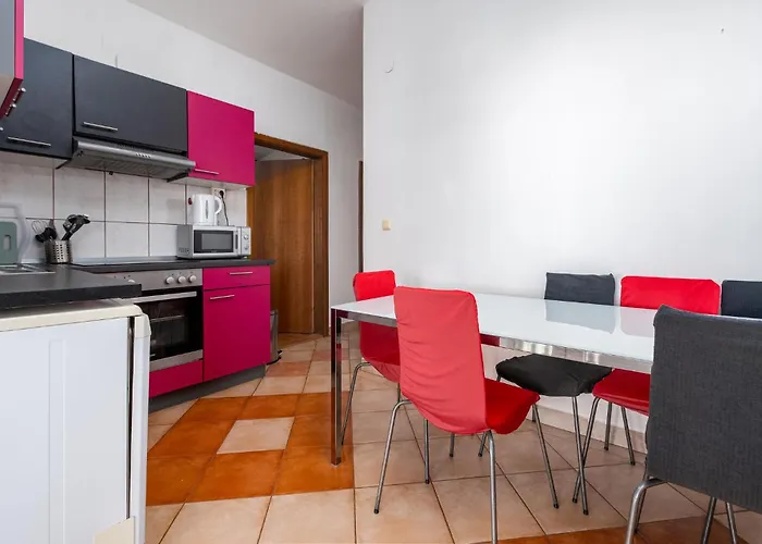 Apartman Cozy In With Wifi